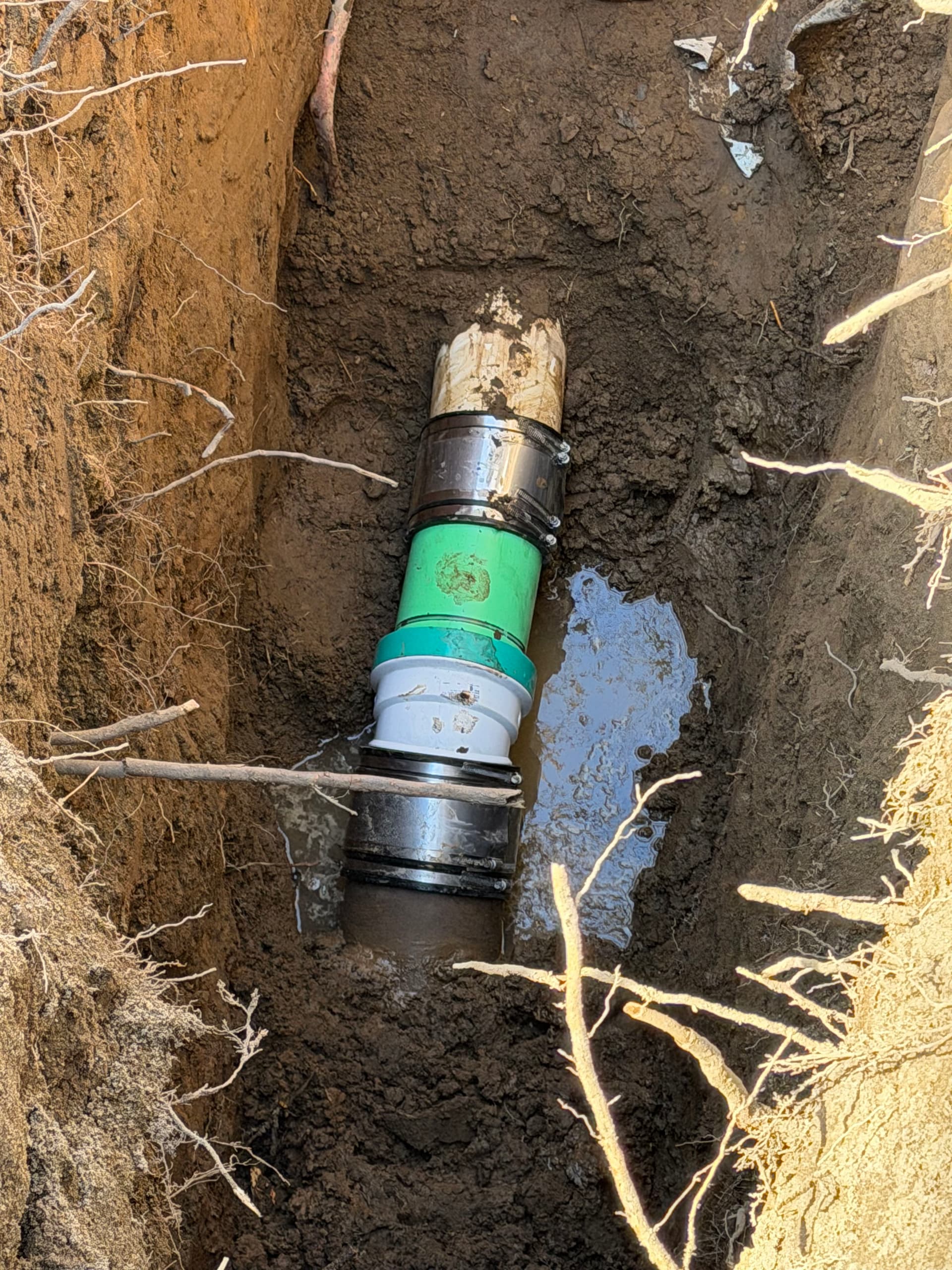 Gallery photos for Sewer Blockage Traced to a Compromised Clamp in Albany: Image #1